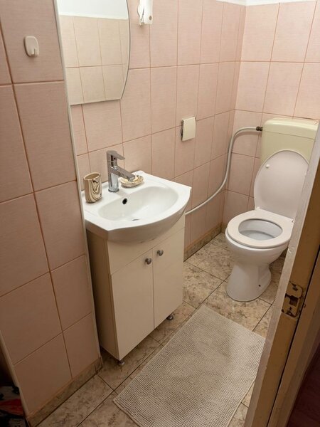 Rahova, Liceul Bolintineanu, str. Vicina, ac, tv, ocazie!